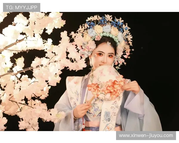 春日汉服穿搭灵感指南打造温婉清冷又高级的国风氛围感造型推荐